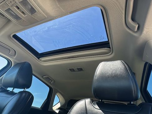 Used 2019 MAZDA CX-5 Touring image 5