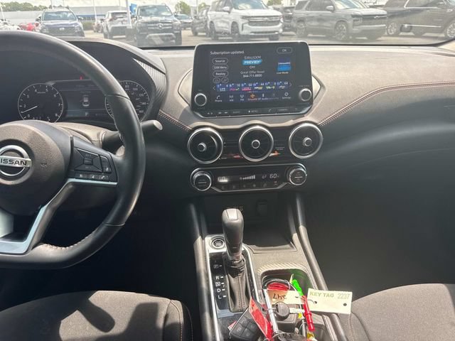 Used 2023 Nissan Sentra SR w/ Midnight Edition Package FWD image 19