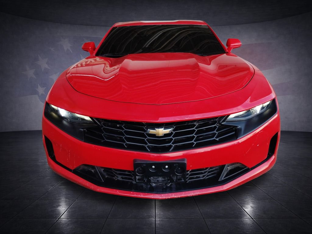 Used 2020 Chevrolet Camaro LT RWD image 8