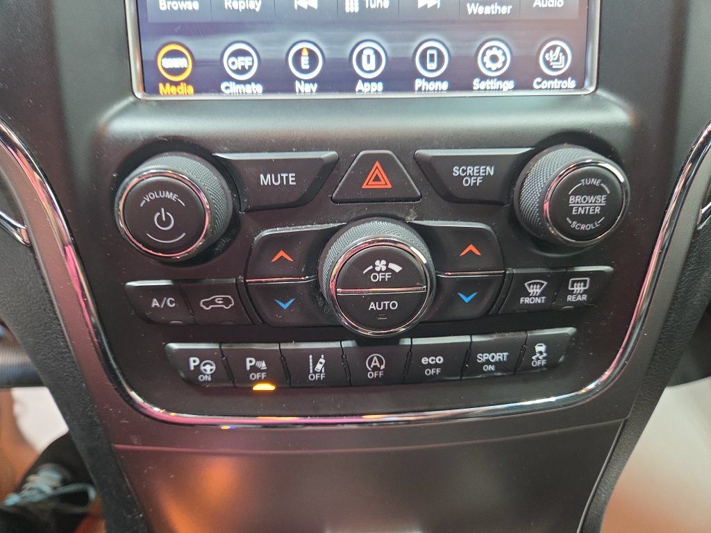 Used 2018 Jeep Grand Cherokee Limited w/ Luxury Group II AWD/4WD image 40