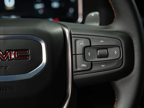 Used 2025 GMC Sierra 1500 AT4 w/ AT4 Premium Package image 36