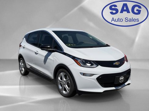 Used 2020 Chevrolet Bolt LT FWD image 2