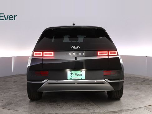 Used 2024 Hyundai Ioniq 5 SEL RWD image 15