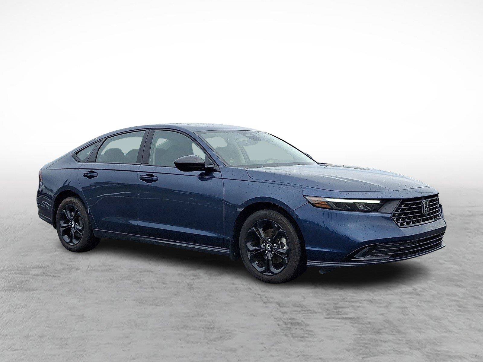 Used 2025 Honda Accord SE image 1