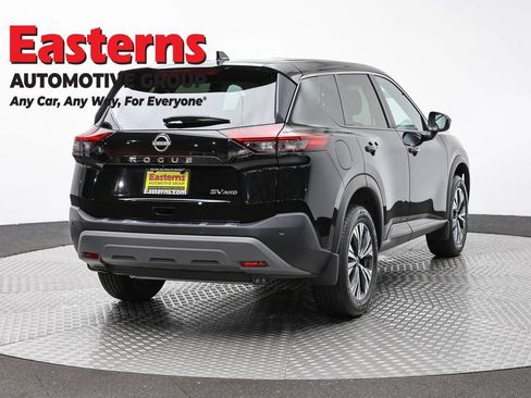Used 2023 Nissan Rogue SV AWD/4WD image 5