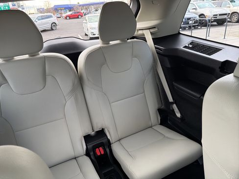 Used 2020 Volvo XC90 T5 Momentum w/ Protection Package Premier image 93