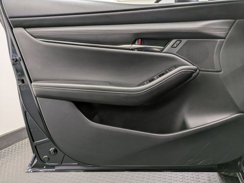 Certified 2025 MAZDA MAZDA3 s image 8