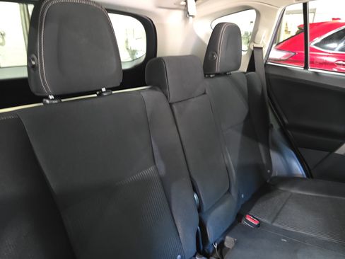 Used 2013 Toyota RAV4 XLE AWD/4WD image 12