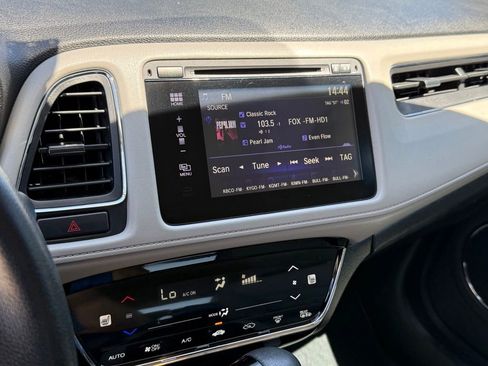 Used 2017 Honda HR-V EX-L image 21