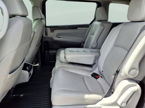 Used 2022 Honda Odyssey EX-L image 11