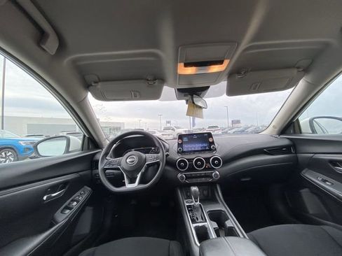 Used 2024 Nissan Sentra SV image 5