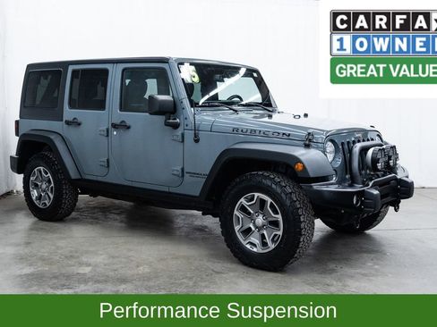 Used 2015 Jeep Wrangler Unlimited Rubicon w/ Connectivity Group AWD/4WD image 1