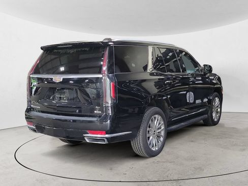 Used 2021 Cadillac Escalade Premium Luxury AWD/4WD image 5