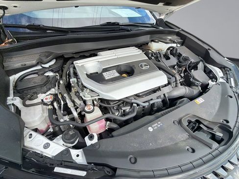 Used 2021 Lexus UX 250h w/ Premium Package AWD/4WD image 14