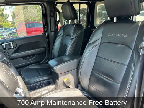 Used 2018 Jeep Wrangler Unlimited Sahara AWD/4WD image 10