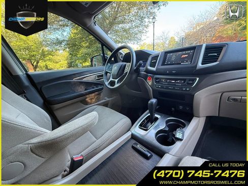 Used 2019 Honda Pilot LX image 33