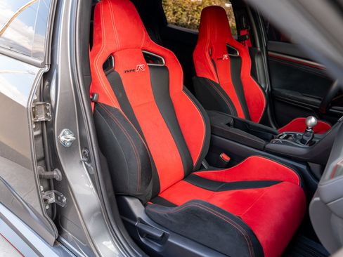 Used 2019 Honda Civic Type R image 32