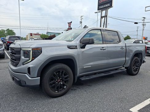 Used 2023 GMC Sierra 1500 Elevation w/ LPO, Elevation Black Package AWD/4WD image 3