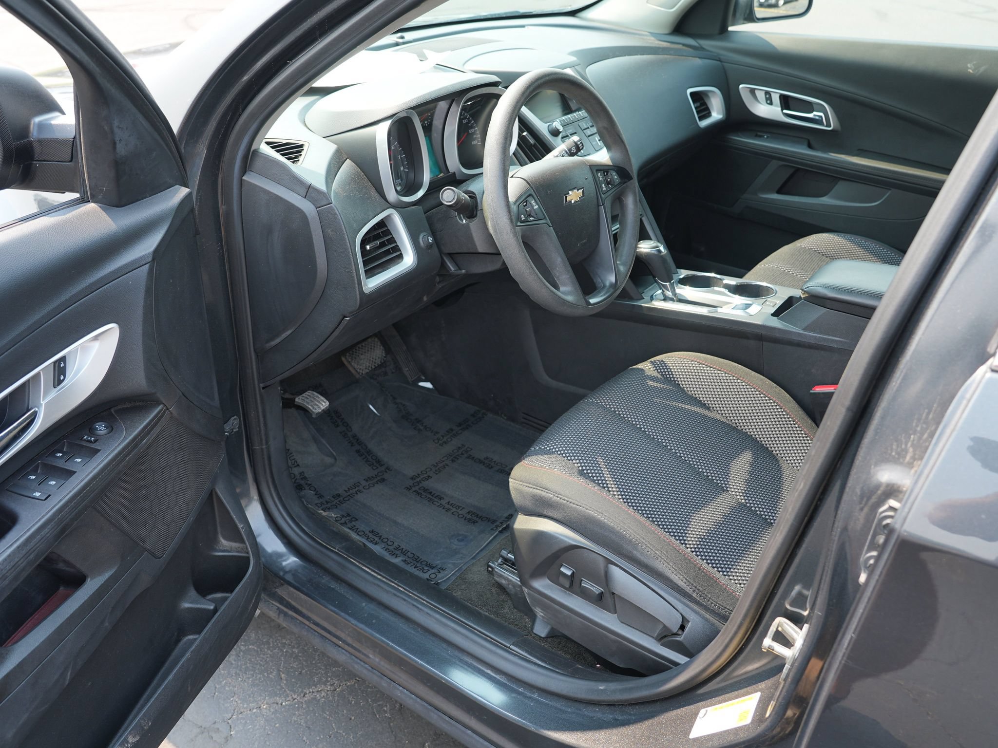 Used 2017 Chevrolet Equinox LS AWD/4WD image 14