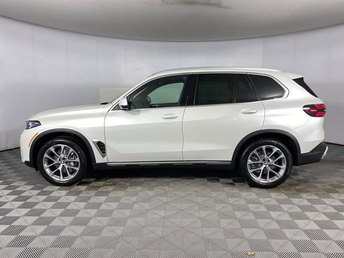 New 2026 BMW X5 xDrive40i AWD/4WD image 4