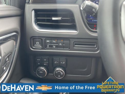 Used 2024 Chevrolet Tahoe LT w/ Luxury Package AWD/4WD image 18