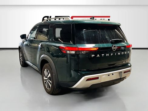 Used 2024 Nissan Pathfinder SL AWD/4WD image 5