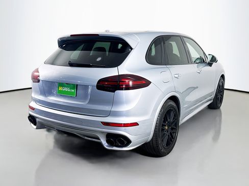 Used 2018 Porsche Cayenne GTS image 10
