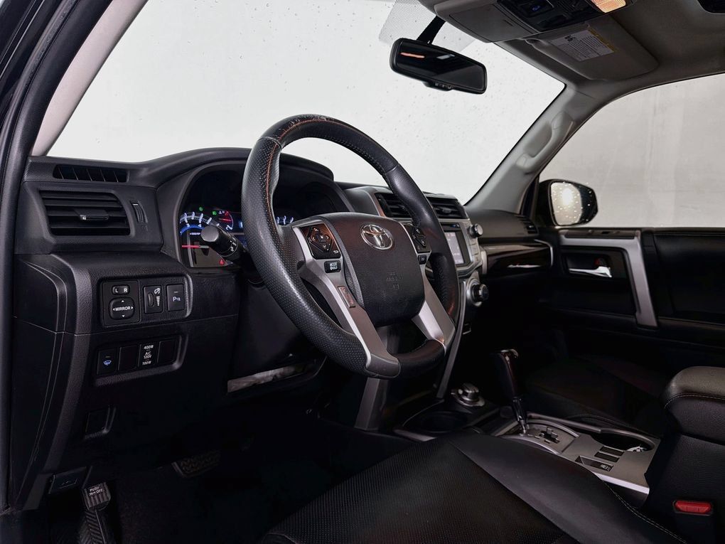 Used 2016 Toyota 4Runner Limited AWD/4WD image 14