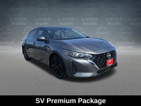 Used 2024 Nissan Sentra SV w/ SV Premium Package image 9