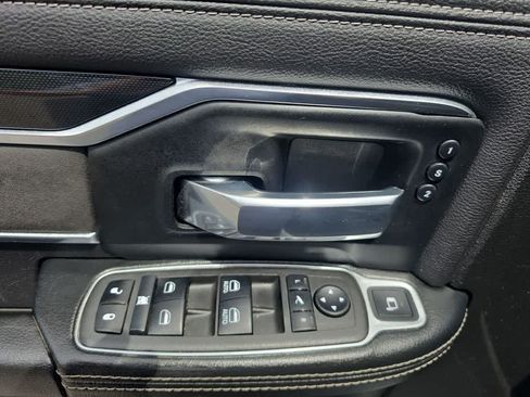 Used 2022 RAM 2500 Laramie AWD/4WD image 13