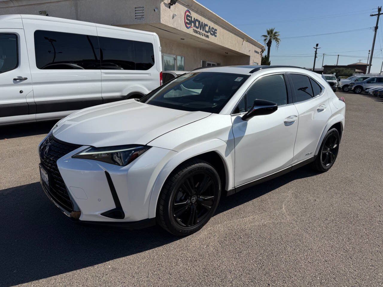 Used 2021 Lexus UX 250h w/ Premium Package AWD/4WD image 4
