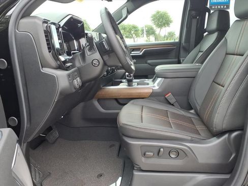 New 2026 Chevrolet Silverado 1500 High Country w/ Technology Package RWD image 16