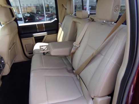 Used 2016 Ford F150 Lariat AWD/4WD image 33