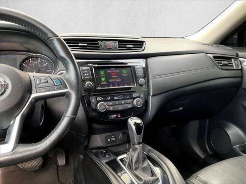 Used 2020 Nissan Rogue SL FWD image 8