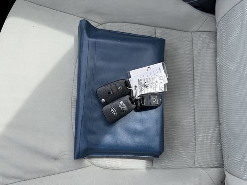 Used 2012 Kia Rio LX w/ PWR Pkg image 16