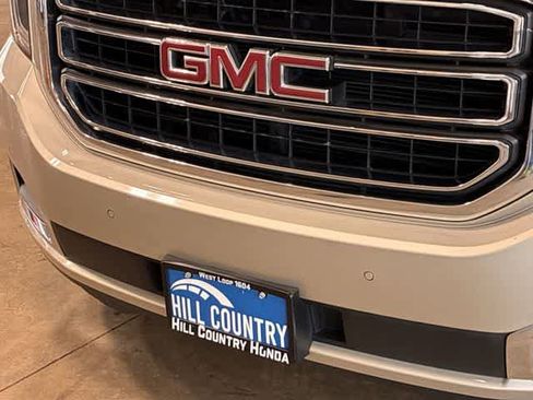 Used 2017 GMC Yukon SLE image 12