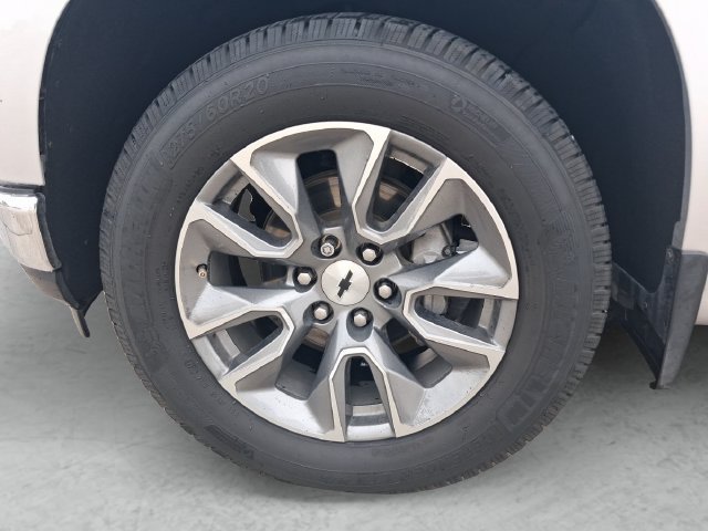 Used 2020 Chevrolet Silverado 1500 LT w/ Texas Edition RWD image 29