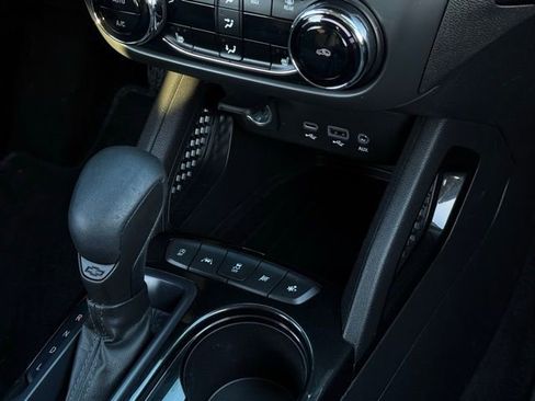 Used 2022 Chevrolet TrailBlazer LT w/ Convenience Package image 21