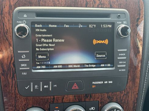 Certified 2014 Chevrolet Traverse LT w/ All-Star Edition FWD image 16