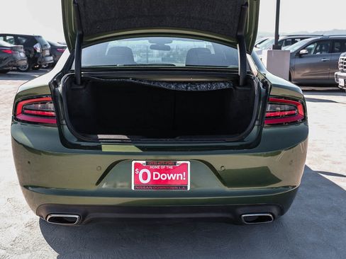 Used 2022 Dodge Charger SXT RWD image 28
