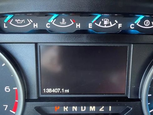 Used 2019 Ford F250 XLT w/ Snow Plow Prep Package AWD/4WD image 25
