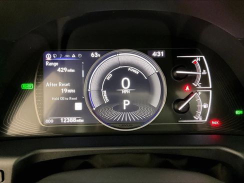 Used 2025 Lexus ES 300h w/ Premium Package image 24