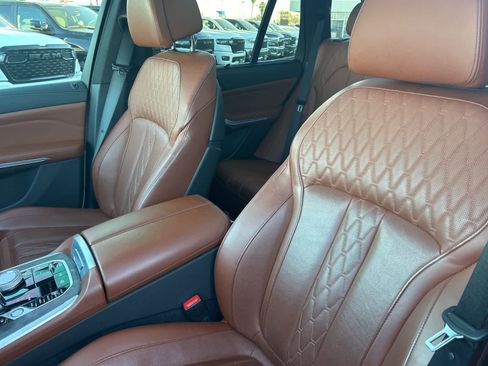 Used 2022 BMW X5 xDrive45e w/ M Sport Package image 27