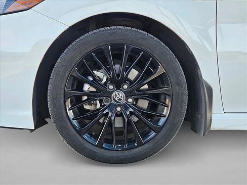 Used 2022 Toyota Camry SE image 22