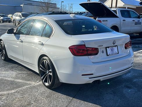 Used 2018 BMW 330i xDrive 330i xDrive image 5