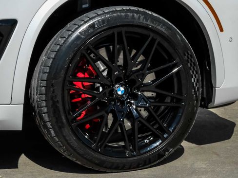 Used 2025 BMW X5 M Competition w/ Executive Package image 62