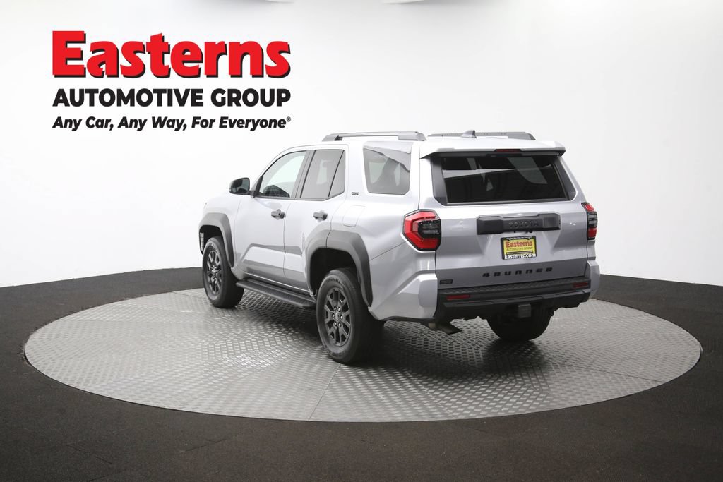 Used 2025 Toyota 4Runner SR5 AWD/4WD image 64