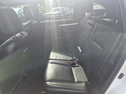 Used 2015 Toyota Highlander XLE AWD/4WD image 10