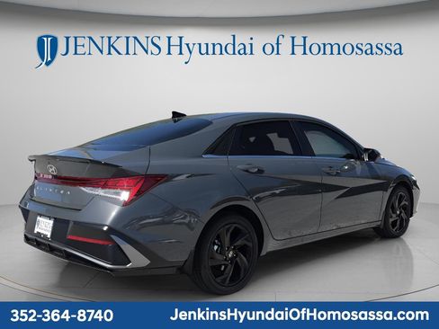 New 2026 Hyundai Elantra SEL Sport Premium FWD image 3