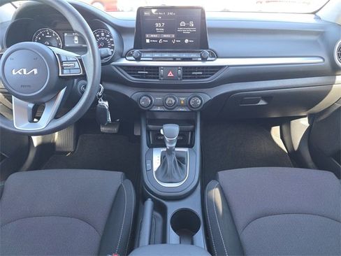 Used 2023 Kia Forte LXS w/ LXS Technology Package image 17